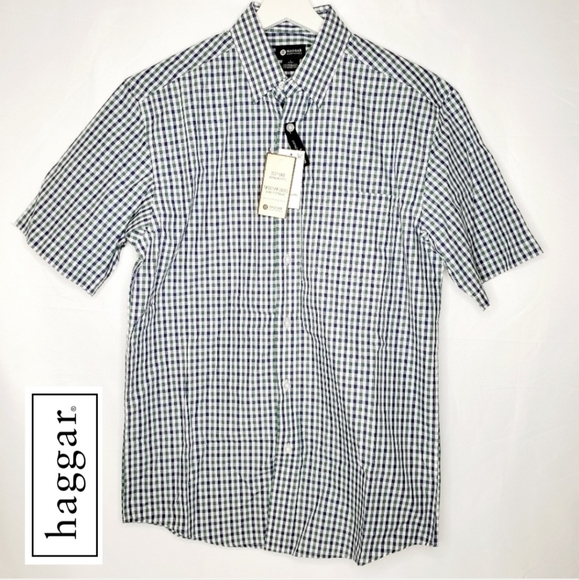 Haggar Men's Easy Care Plaid Short Sleeve Shirt - Picture 1 of 8